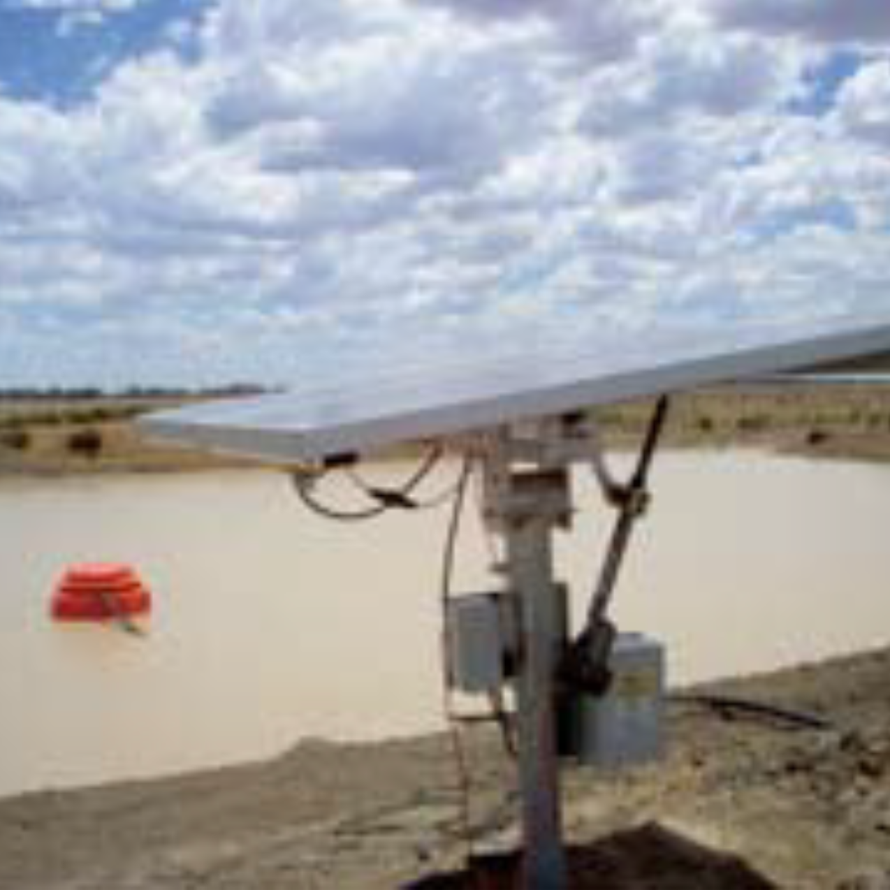 Mono Solar-Powered Floating Full Water Pump System