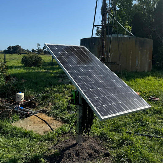 Mono Solar-Powered Submersible Full Water Pump System | 285W single panel, 35m - 80m head max